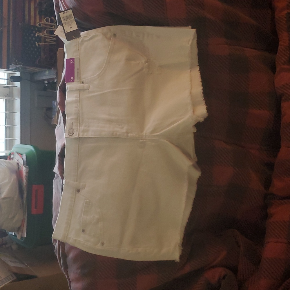 Mossimo Shorts - Picture 1 of 7